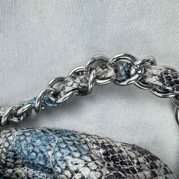 Jennifer Lopez Blue Snakeskin Shoulder Bag with Chain Strap - Picture 8 of 8